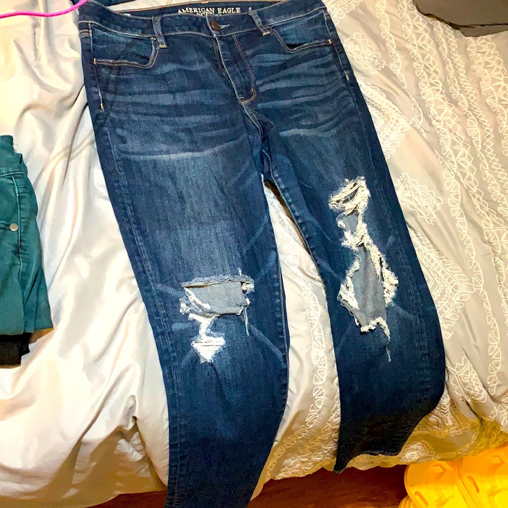 American eagle distressed high rise jegging